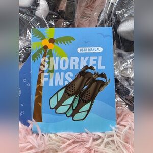 Black and Blue Snorkel Fins